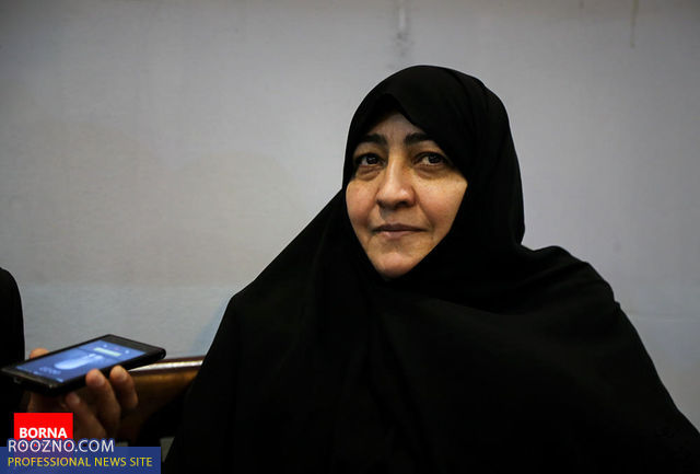 برخی گفتمان ها همه را جاسوس می داند
