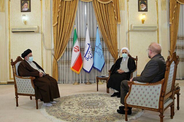 انتقاد صریح جمهوری اسلامی از قالیباف، رئیسی و محسنی اژه ای /خلاف قانون عمل کرده اید
