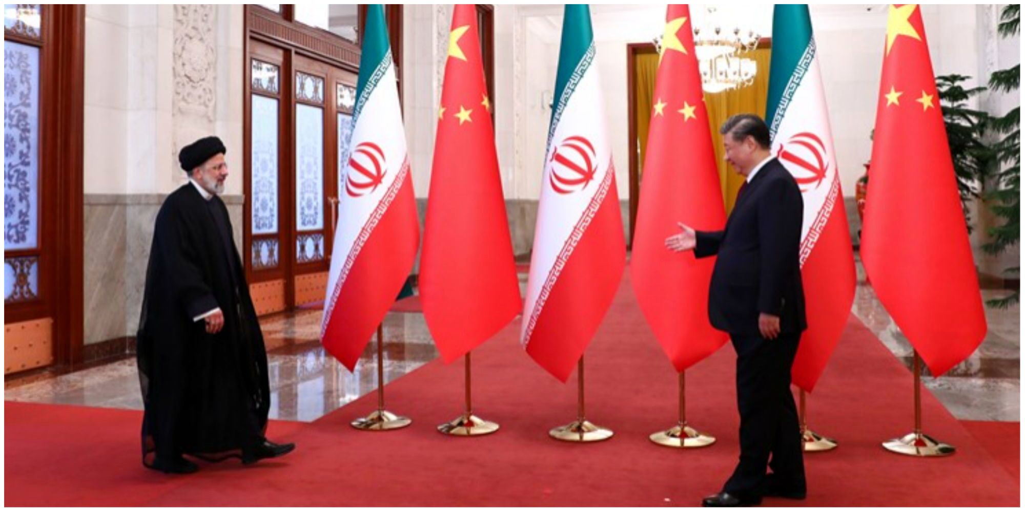انتقاد بدون تعارف جمهوری اسلامی از سفر رئیسی به چین /مقامات چینی حاضر نشد قوری ما که در عربستان شکستند را حتی بند بزنند /شام و ناهار هیچی!