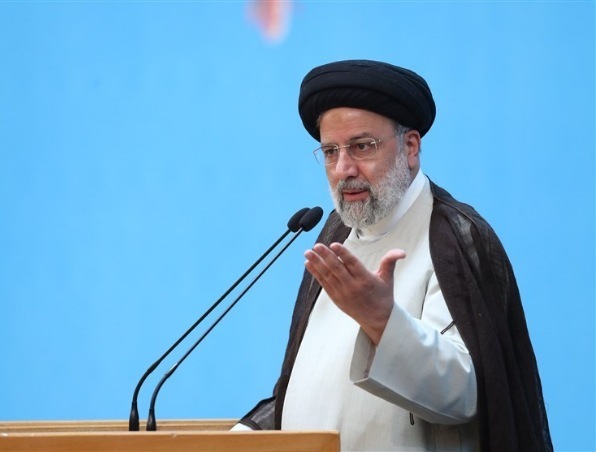 رئیسی: گذشت آن دوره که دوگانگی در تعریف دولت و سایر نهادها بود / اکنون آهنگ واحدی برای اجرای رهنمودهای رهبری داریم