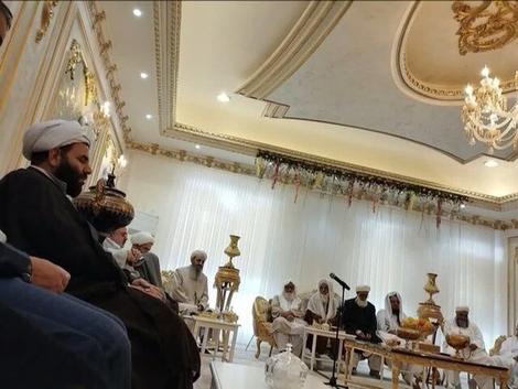 مولوی عبدالحمید در دیدار با نماینده مقام معظم رهبری: حادثه شاهچراغ را تسلیت گفتند اما حادثه‌ زاهدان و خاش را هیچ کدام از مسؤولان بلند پایه تسلیت نگفت