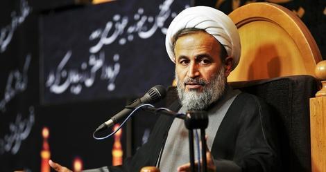 انتقاد صریح عباس عبدی از پناهیان / روحانیت است که وظیفه خود را انجام نداده نه آموزش و پرورش