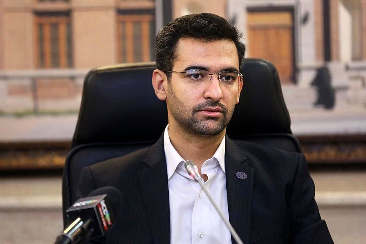 آذری جهرمی : با دو تن از فرماندهان فراجا درباره فیلم برخورد گشت ارشاد با دختران جوان صحبت کردم / تاکید آنها هم بر نادرست بودن برخورد و ارجاع آن به بازرسی برای رسیدگی به تخلف بود آذری جهرمی : با دو تن از فرماندهان فراجا درباره فیلم برخورد گشت ارشاد با دختران جوان صحبت کردم / تاکید آنها هم بر نادرست بودن برخورد و ارجاع آن به بازرسی برای رسیدگی به تخلف بود