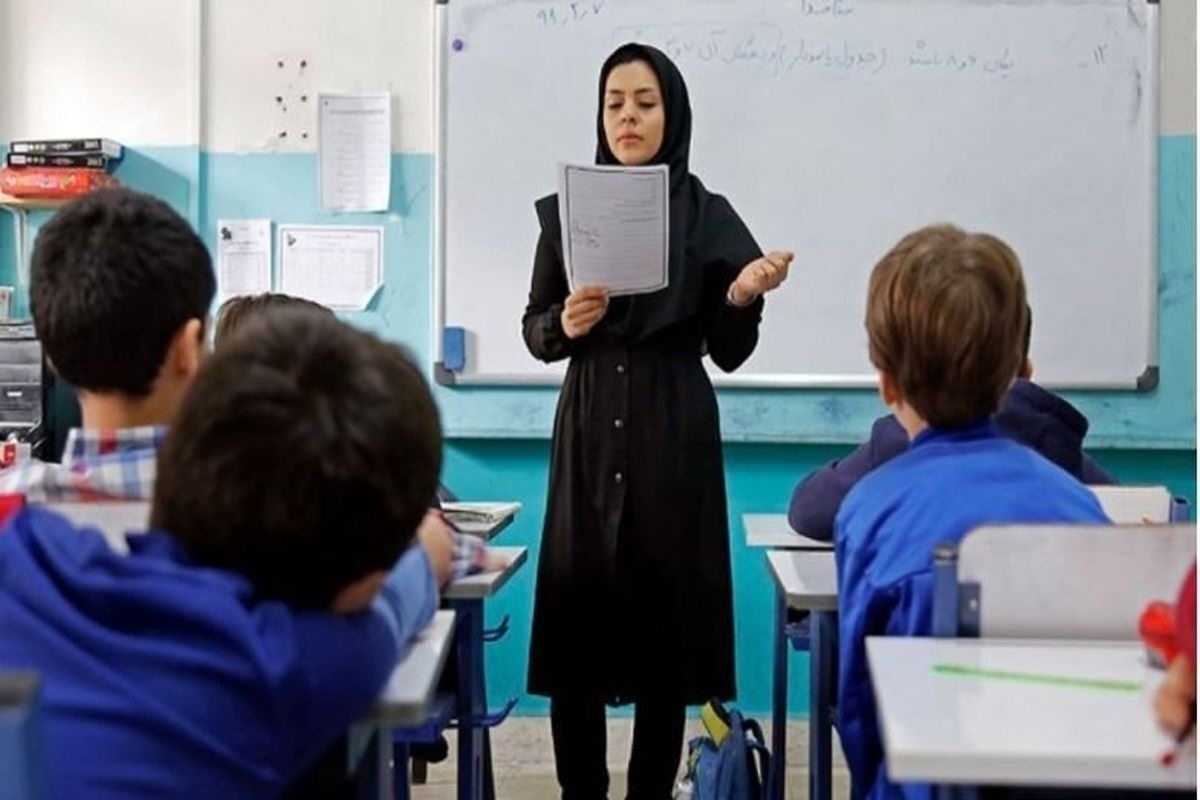 7000معلم از 15000 معلمی که در گزینش دولت قبل ردصلاحیت شدند، در دولت چهاردهم تایید شدند 7000معلم از 15000 معلمی که در گزینش دولت قبل ردصلاحیت شدند، در دولت چهاردهم تایید شدند