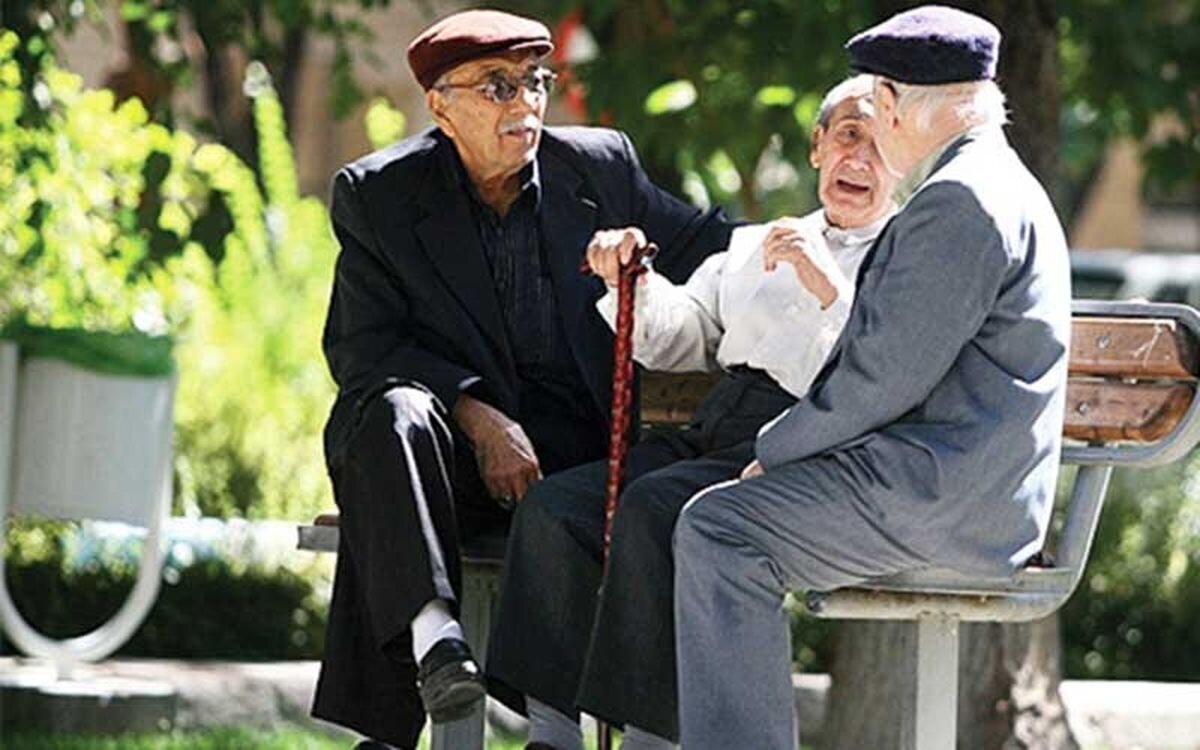 هشدار درباره معیشت بازنشستگان تامین اجتماعی | حداقل حقوق، حداکثر بحران؟